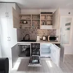 Lodge - Bursztynova 13