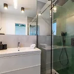 - Bursztynova 13