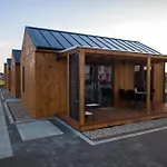 - Bursztynova 13 Lodge *