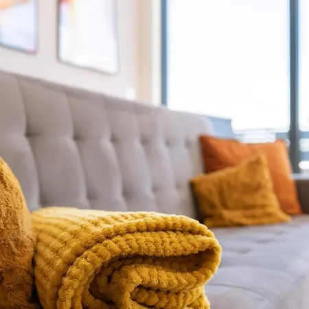 - Bursztynova 13 * Łeba