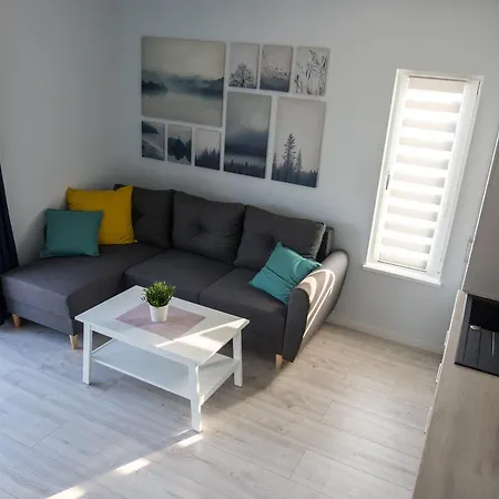 - Bursztynova 13 Łeba