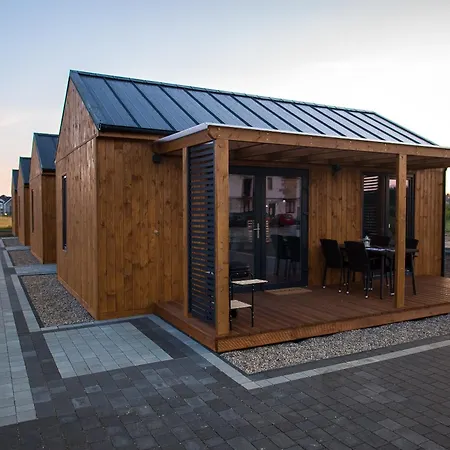 - Bursztynova 13 Lodge *