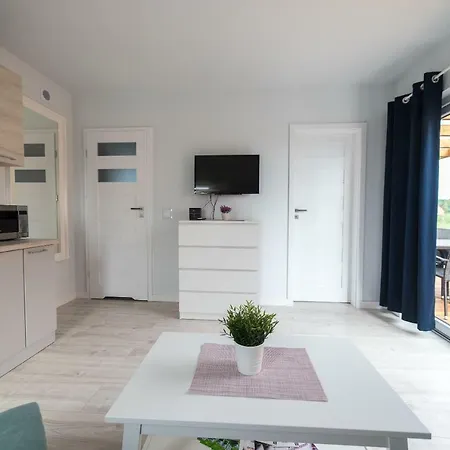 - Bursztynova 13 Lodge Łeba