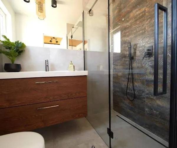 - Bursztynova 13 山林小屋