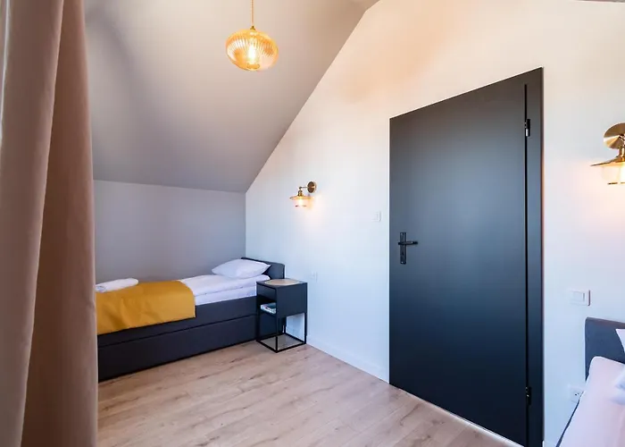 山林小屋 - Bursztynova 13