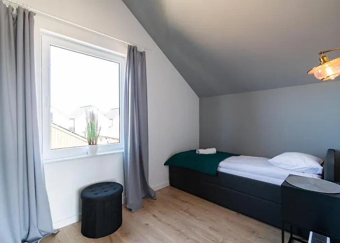 Lodge - Bursztynova 13